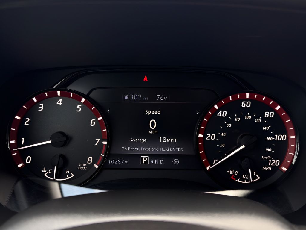 Certified 2024 Nissan Frontier Pro-X RWD image 10