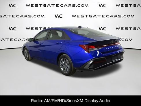 Used 2024 Hyundai Elantra SEL image 5