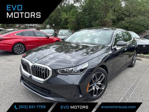 Used 2024 BMW i5 eDrive40i RWD image 1