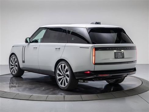 New 2026 Land Rover Range Rover Long Wheelbase Autobiography AWD/4WD image 3
