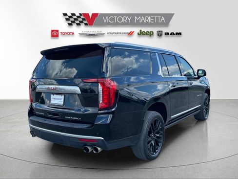 Used 2021 GMC Yukon XL Denali w/ Denali Premium Package AWD/4WD image 5