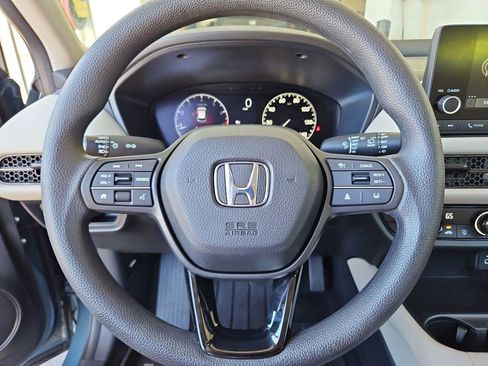 Used 2025 Honda HR-V LX image 10
