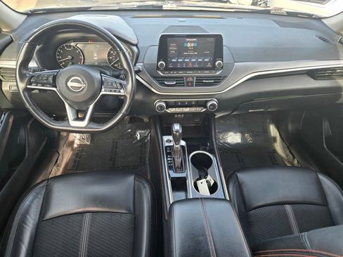 Used 2024 Nissan Altima 2.5 SR image 10