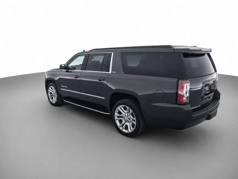 Used 2018 GMC Yukon XL SLT w/ Premium Edition AWD/4WD image 7