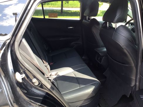 Used 2022 Toyota Venza XLE AWD/4WD image 26