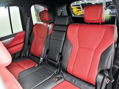 Used 2025 Lexus LX 600 F Sport AWD/4WD image 21