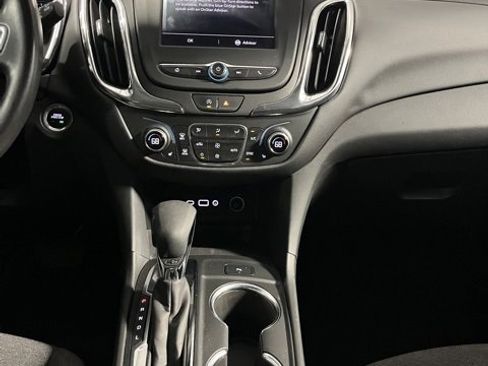 Used 2022 Chevrolet Equinox LT image 25