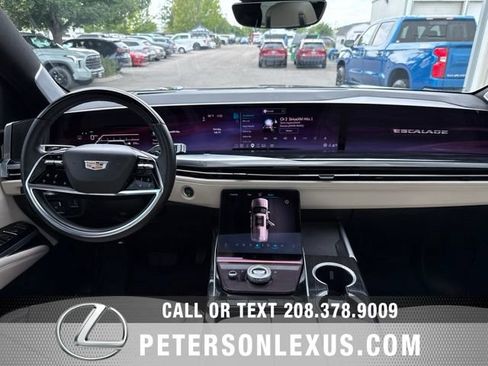 Used 2025 Cadillac Escalade ESV Sport w/ Touring Package AWD/4WD image 16