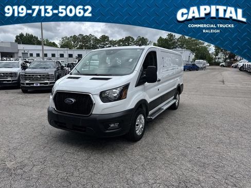 Used 2025 Ford Transit 250 Low Roof w/ Exterior Upgrade Package RWD image 4