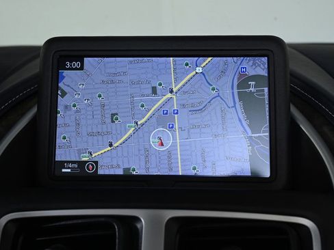 Used 2022 Aston Martin DB11 Volante image 13