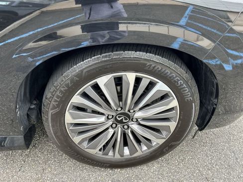 Certified 2025 INFINITI QX80 Sensory image 13