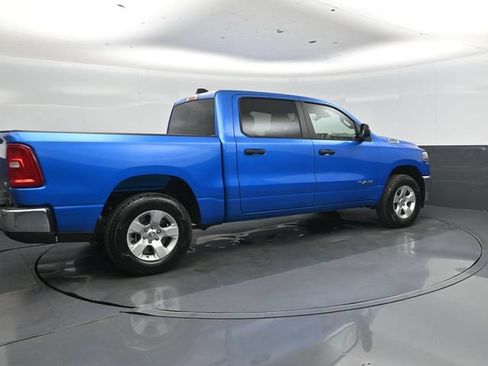 New 2026 RAM 1500 4x4 Crew Cab image 3