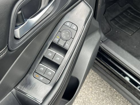 Certified 2026 Nissan Rogue SL AWD/4WD image 12