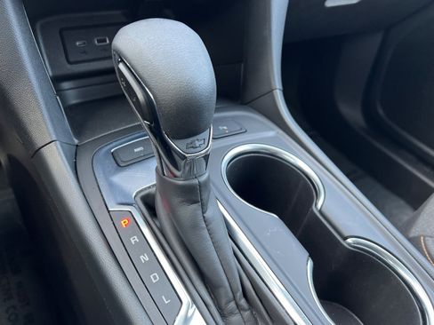 Used 2024 Chevrolet Equinox LT image 18