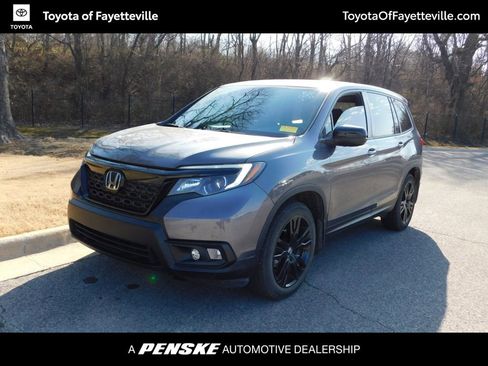 Used 2021 Honda Passport Sport image 1