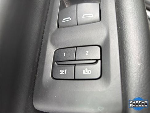 Used 2023 Chevrolet Suburban Z71 image 17