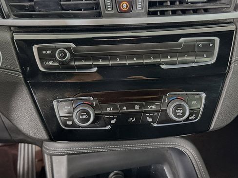 Used 2021 BMW X1 xDrive28i w/ Premium Package image 23