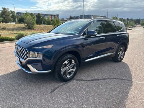 Used 2022 Hyundai Santa Fe SEL w/ Convenience + Premium Package AWD/4WD image 3
