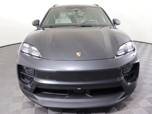 Used 2024 Porsche Macan 4 Electric image 5