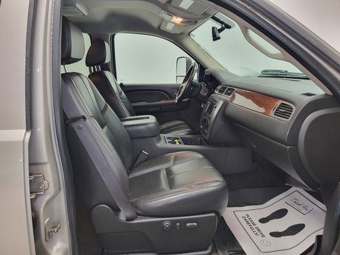 Used 2008 GMC Sierra 2500 SLT w/ Entertainment Package image 10