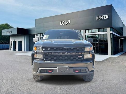 Used 2020 Chevrolet Silverado 1500 Custom Trail Boss w/ Custom Convenience Package image 3