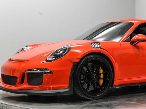Used 2016 Porsche 911 GT3 RS RWD image 7