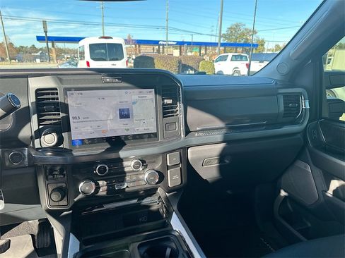 Used 2025 Ford F350 Lariat w/ Lariat Ultimate Package image 20