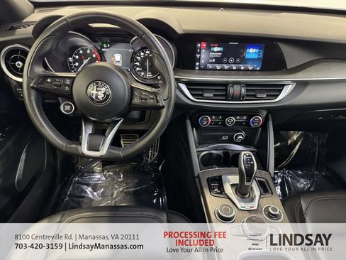 Used 2023 Alfa Romeo Stelvio Ti AWD/4WD image 21