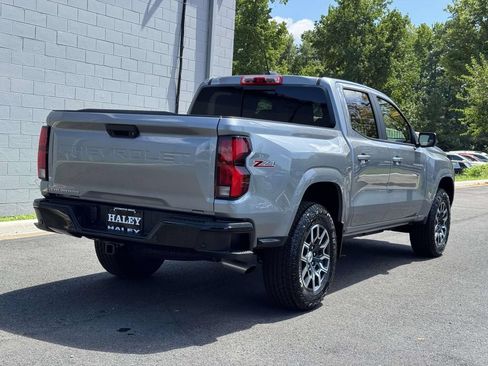 Used 2026 Chevrolet Colorado Z71 w/ Technology Package AWD/4WD image 21