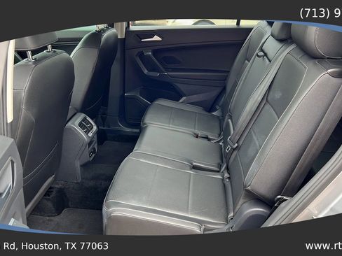 Used 2020 Volkswagen Tiguan SEL image 25