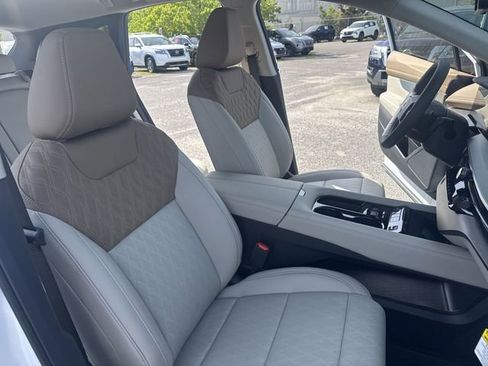 New 2026 Nissan Murano Platinum AWD/4WD image 10