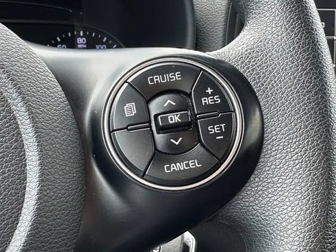 Used 2020 Kia Soul LX FWD image 16