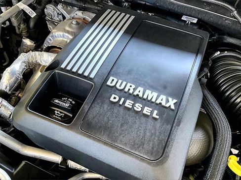 Used 2022 Chevrolet Silverado 1500 LTZ image 28