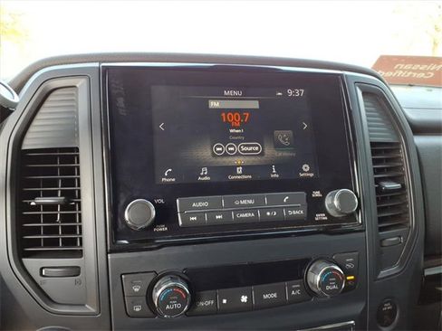 Certified 2024 Nissan Titan SV w/ SV Convenience Package image 12