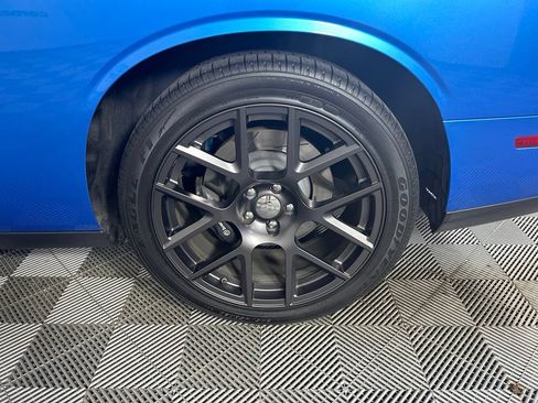 Used 2016 Dodge Challenger R/T Scat Pack RWD image 20
