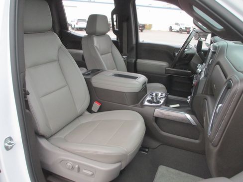 Used 2021 Chevrolet Silverado 1500 LTZ w/ LTZ Premium Package image 21