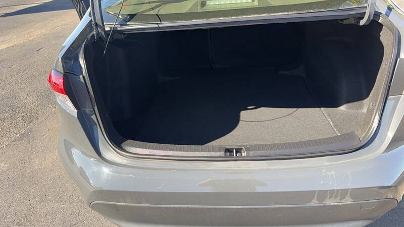 Used 2023 Toyota Corolla LE FWD image 13