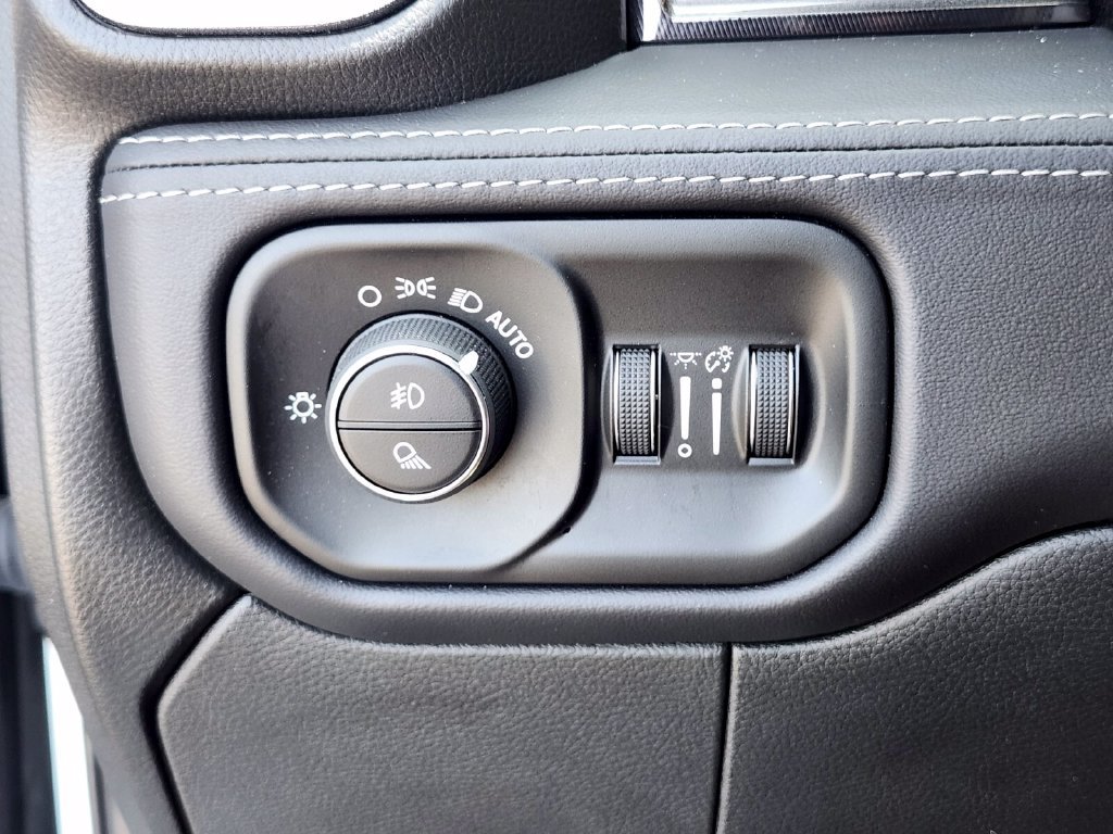Used 2023 RAM 2500 Rebel w/ Level 2 Equipment Group AWD/4WD image 24