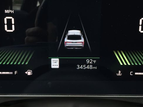 Used 2025 Kia K4 FWD image 39
