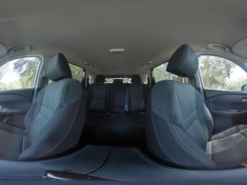 Used 2025 Nissan Rogue SV FWD image 41