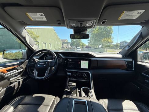 Used 2022 GMC Sierra 1500 Denali AWD/4WD image 15