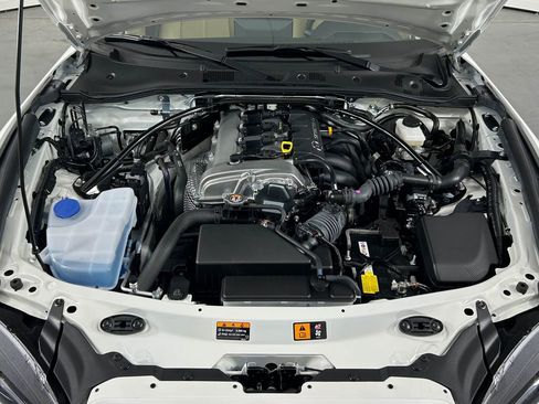 Used 2025 MAZDA MX-5 Miata Grand Touring w/ Appearance Package RWD image 19