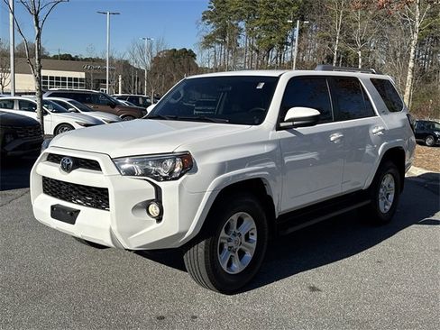 Used 2016 Toyota 4Runner SR5 image 3