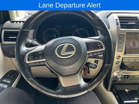 Used 2020 Lexus GX 460 Premium w/ Premium Package AWD/4WD image 13