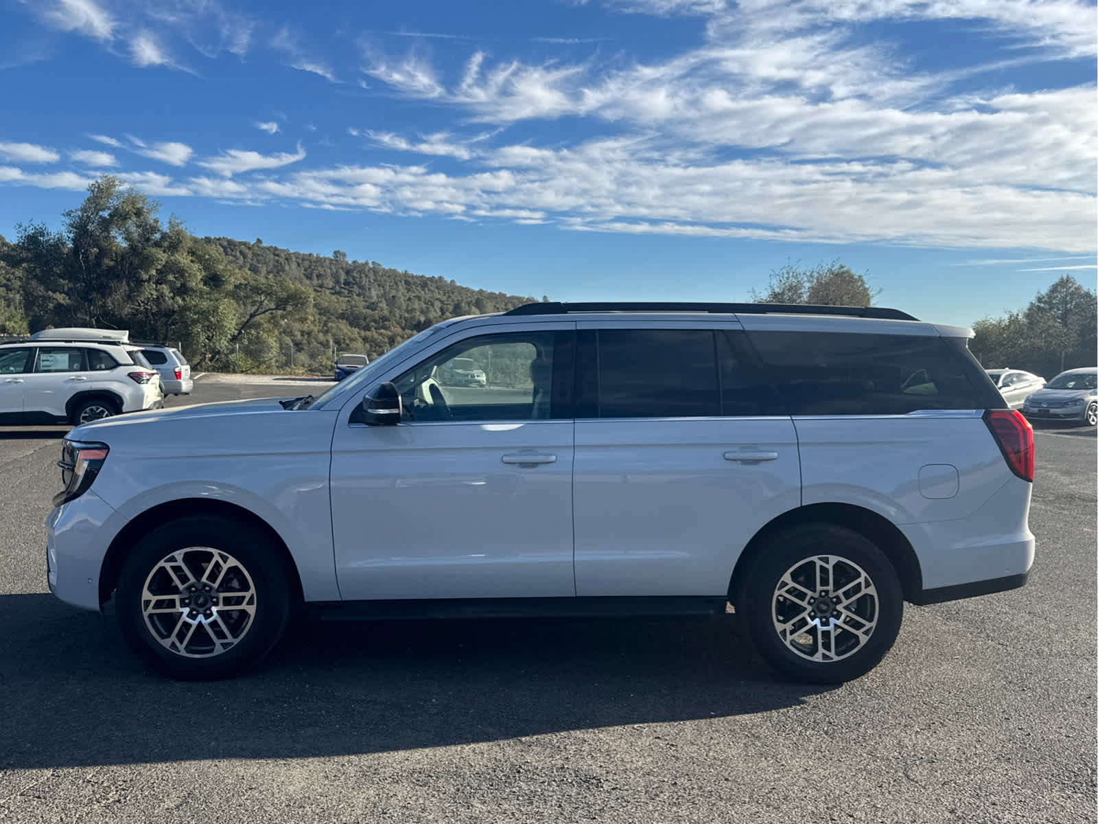 Certified 2025 Ford Expedition Active AWD/4WD image 8