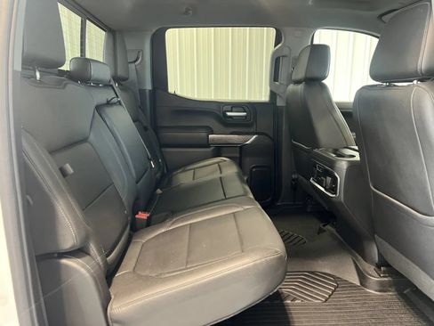 Used 2021 Chevrolet Silverado 1500 LTZ AWD/4WD image 28