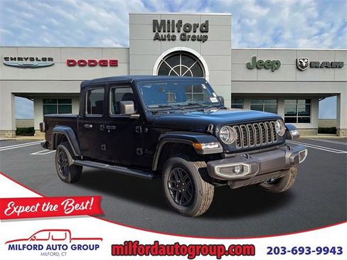 New 2026 Jeep Gladiator Sport image 1