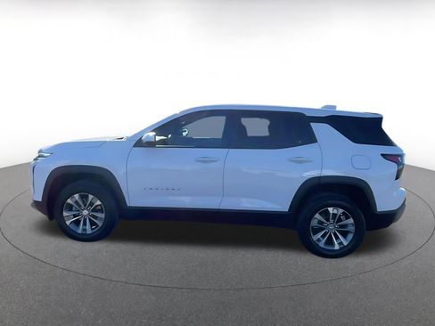 Used 2025 Chevrolet Equinox LT image 9