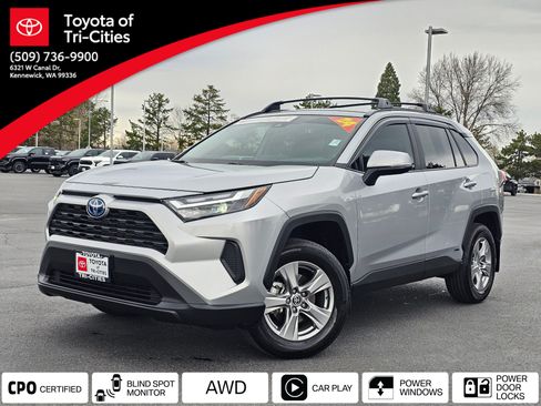 Used 2024 Toyota RAV4 XLE image 32