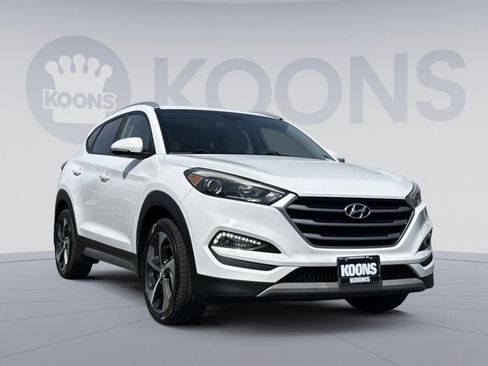 Used 2017 Hyundai Tucson Sport w/ Cargo Package image 10